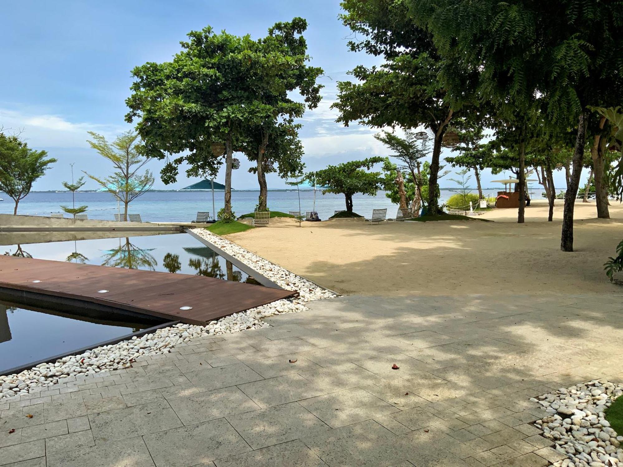 Dominiks Quite And Elegant Studio Ocean View Pool At Tambuli Resort High Floor Lapu-Lapu City Bagian luar foto