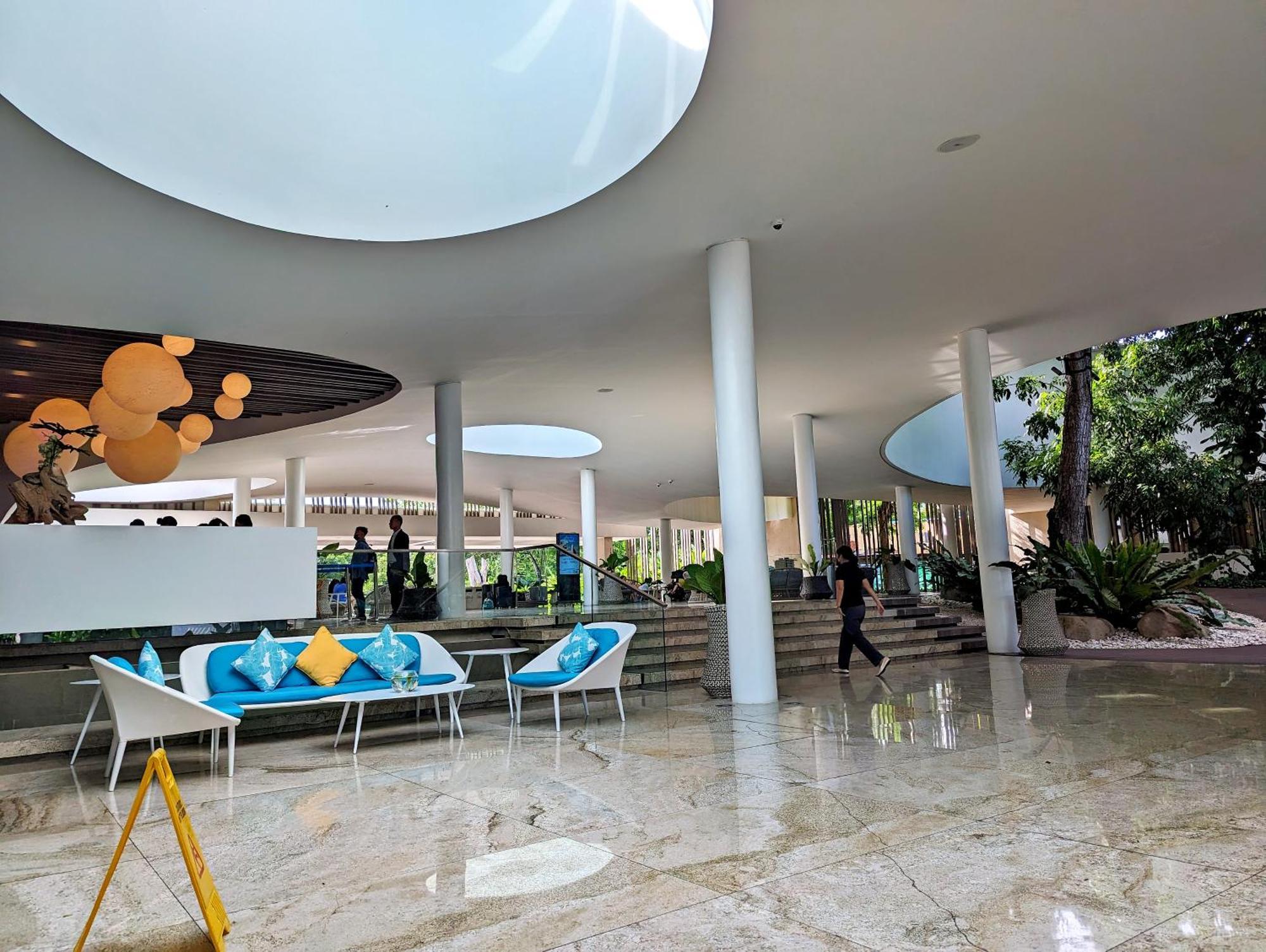 Dominiks Quite And Elegant Studio Ocean View Pool At Tambuli Resort High Floor Lapu-Lapu City Bagian luar foto