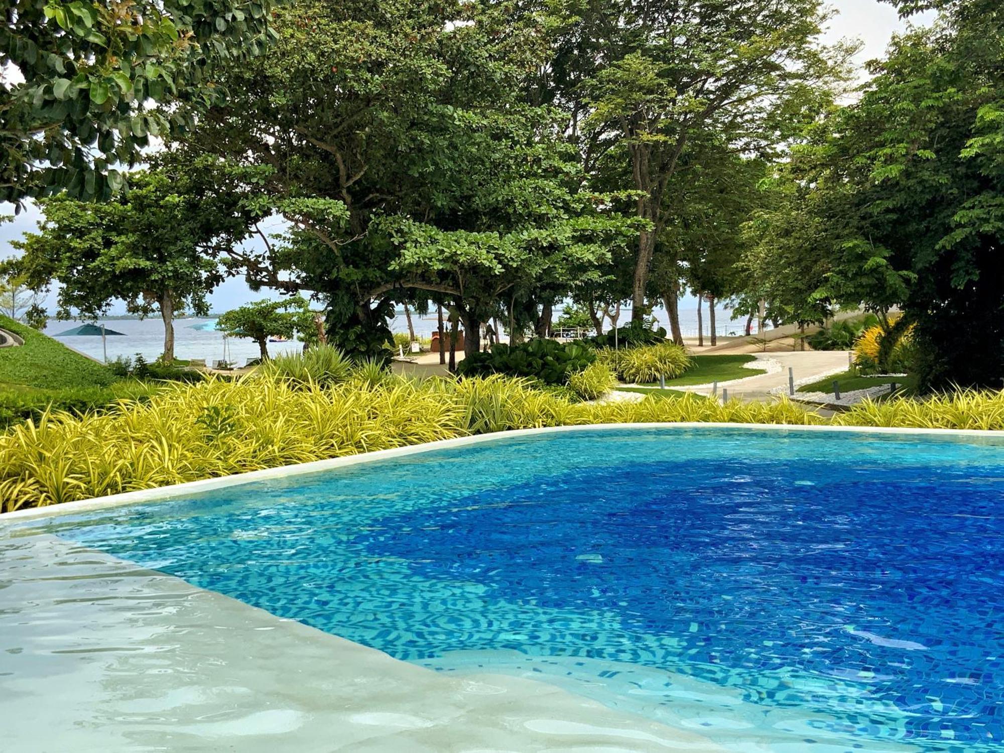 Dominiks Quite And Elegant Studio Ocean View Pool At Tambuli Resort High Floor Lapu-Lapu City Bagian luar foto