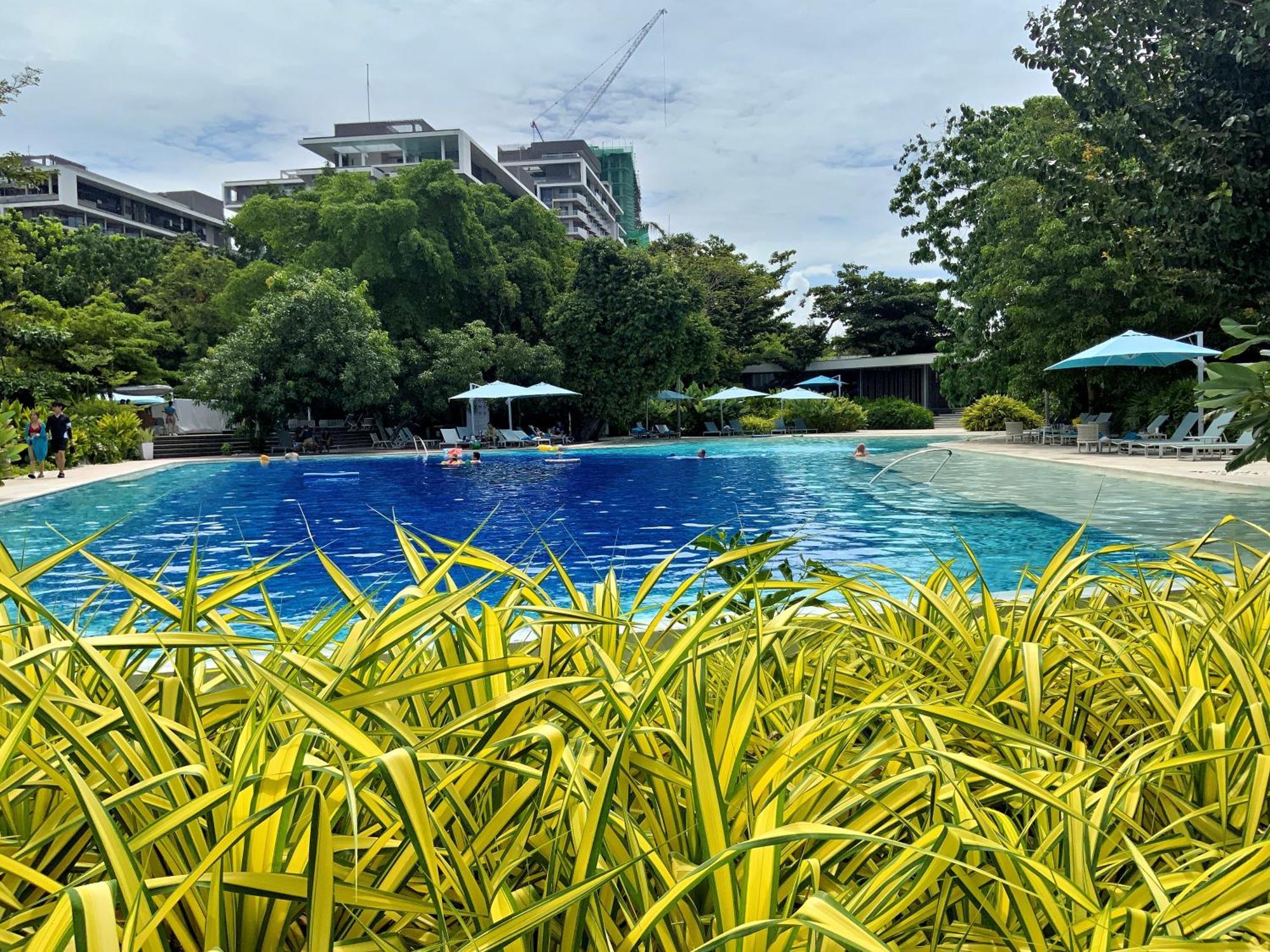 Dominiks Quite And Elegant Studio Ocean View Pool At Tambuli Resort High Floor Lapu-Lapu City Bagian luar foto