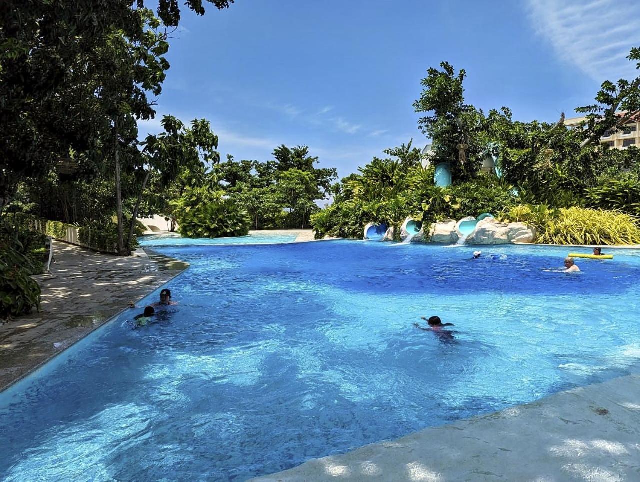 Dominiks Quite And Elegant Studio Ocean View Pool At Tambuli Resort High Floor Lapu-Lapu City Bagian luar foto